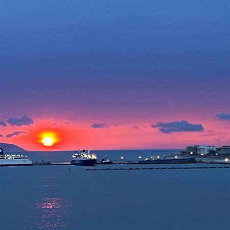 Marina Premium Hotel & Apartment วญอเรอ ภายนอก รูปภาพ